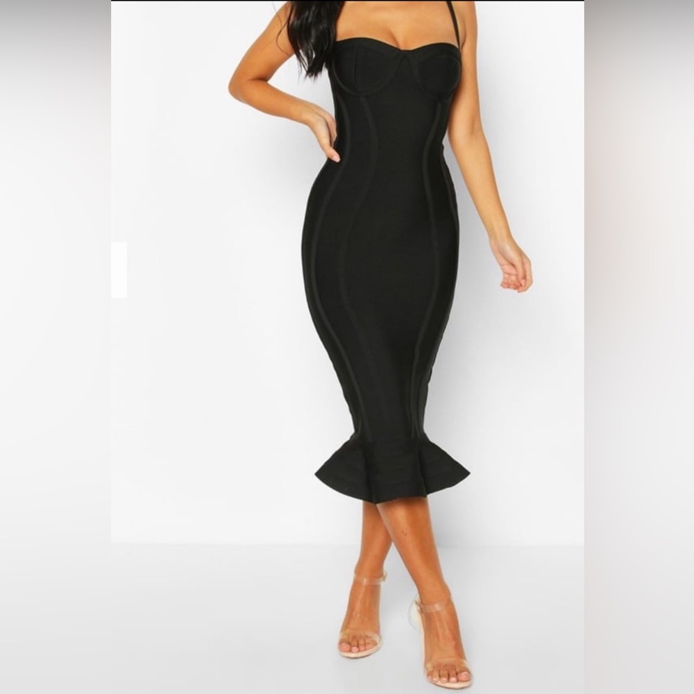 Pretty Little Thing Black Strapless Dress